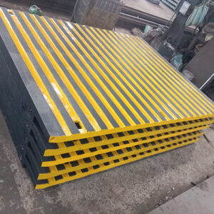 Pouring-Plates-for-No-bake-Line-3